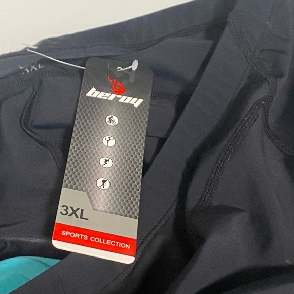 BEROY - NWT - SIZE 3XL - CYCLING SHORTS - GOOD PADDING- REFLECTIVE MATERIAL - Picture 7 of 8
